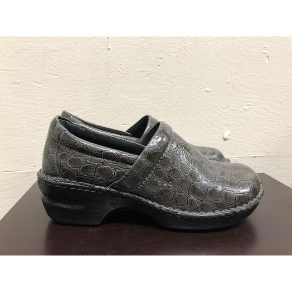 BOC Born Concepts Clogs Crocodile Embossed man made material Gray Shoes SZ US 9 - Picture 1 of 12